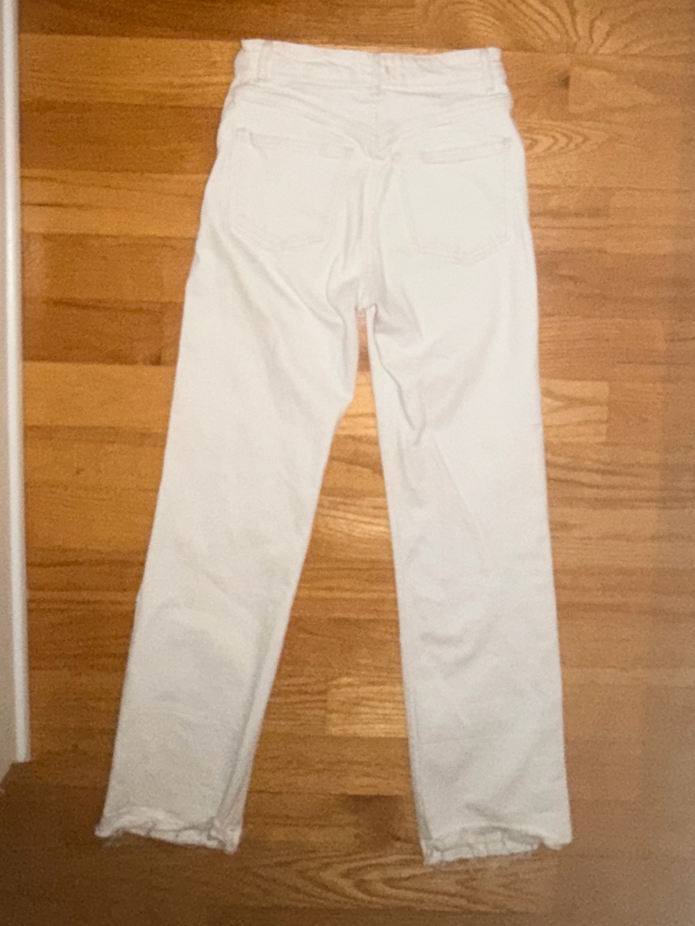 Zara Women's White Straight Leg Jeans